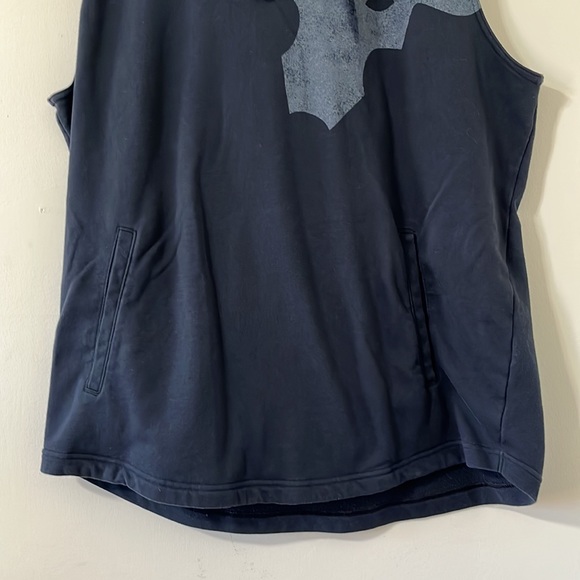 Under Armour Men’s Project Rock Black Terry Bull Sleeveless Hoodie Size XXL - Picture 3 of 9